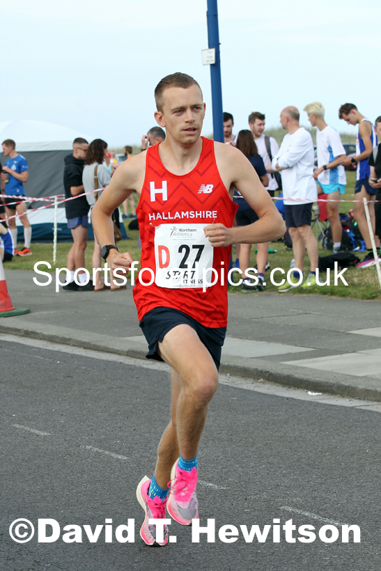 Senior mens 6 stage relay, 2021 Northern 6 and 4 Stage and Young Athletes Road Relays, Redcar. Photo: David T. Hewitson/Sports for All Pics